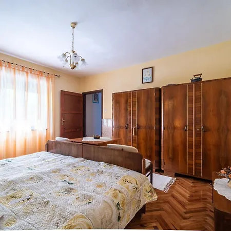 Lucija *