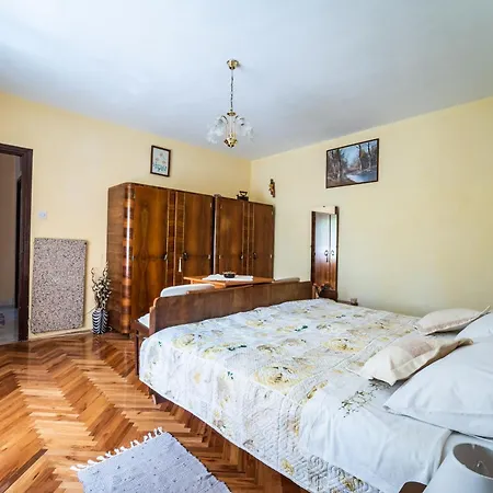 Lucija Apartment