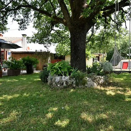 Apartment Lucija *