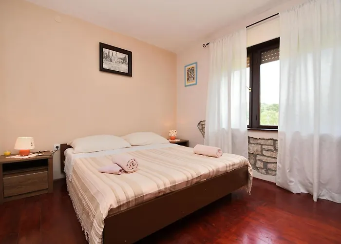 Lucija Appartement *